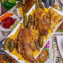 مطعم حسني – تجربة المشويات المصرية الأصيلة في قلب شرم الشيخ