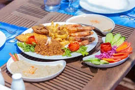 عشاء على اليخت فى شرم