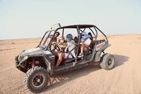 🏜️✨ رحلة السفاري بالسيارات الرباعية